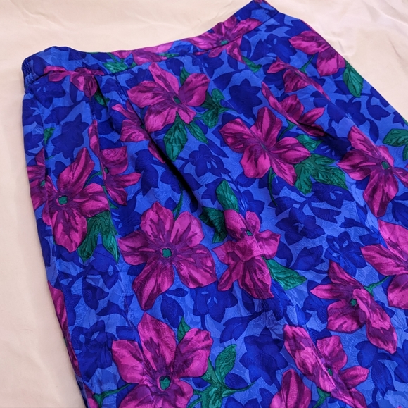 Vintage 100% silk dazzling floral pleated pencil skirt - Picture 3 of 16